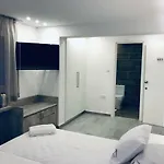 Aparthotel White 11