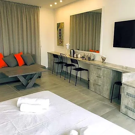 Aparthotel White 11 Larnaca