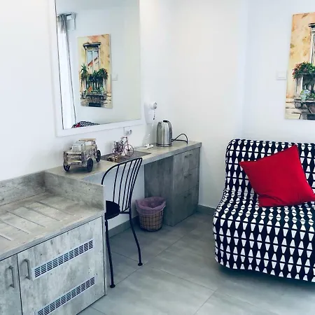 Aparthotel White 11
