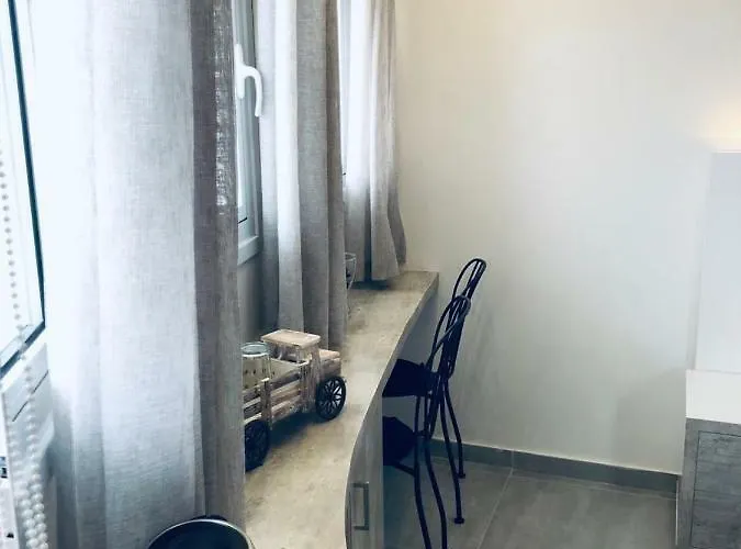 Apart-hotel White 11