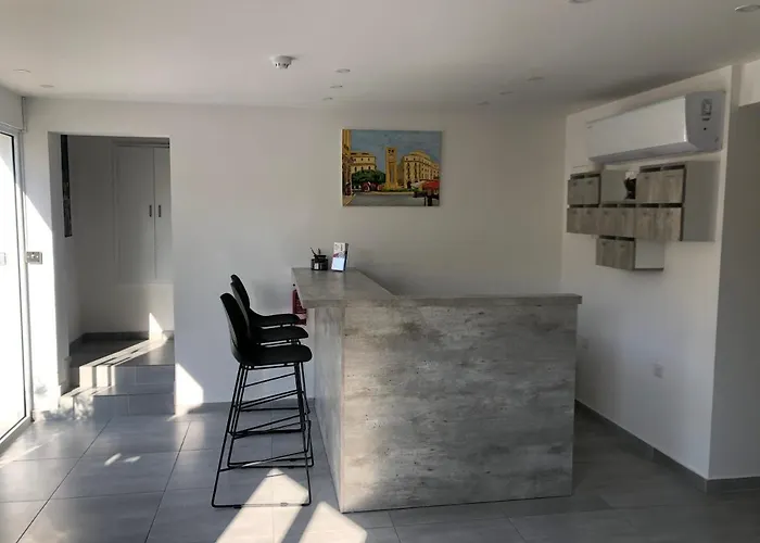 White 11 Apart-hotel Larnaca